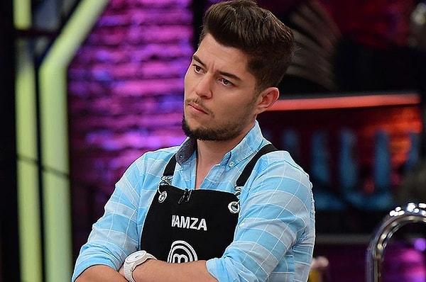 Geçtiğimiz yılın MasterChef yarışmacılarından biri olan ve böbreklerini kaybettiğini açıklayan Hamza Mercimek'le ilgili üzücü bir olay yaşandı.