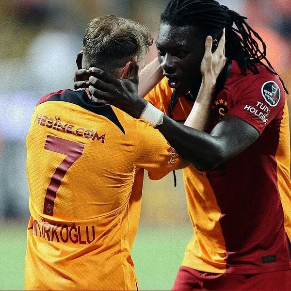 Galatasaray, geriye düştüğü maçı 3-2 kazanarak ligdeki 4. galibiyetini aldı.