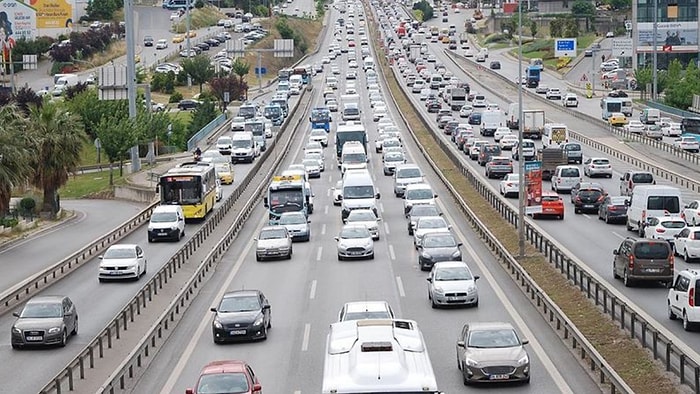 Okulların Açılmasıyla Birlikte İstanbul'da Trafik Yoğunluğu Nasıl?