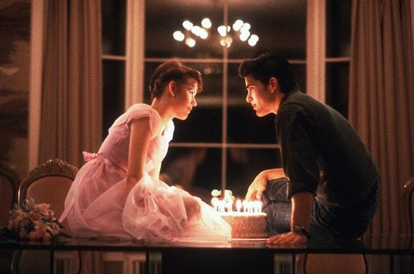 12. Sixteen Candles / 16. Doğum Günüm (1984) - IMDb: 7.0
