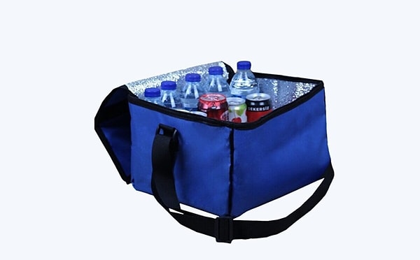 6. Yiyecek ve içecekleri soğuk tutmaya yarayan termos çanta...