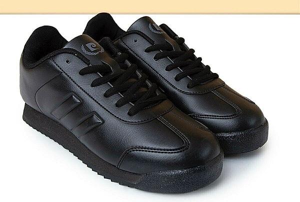 6. Pierre Cardin spor okul ayakkabısı.