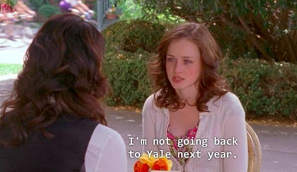 12. Gilmore Girls dizisinde, Rory' nin  Yale'i bırakmaya karar vermesi ve Lorelai ile küsmesi.