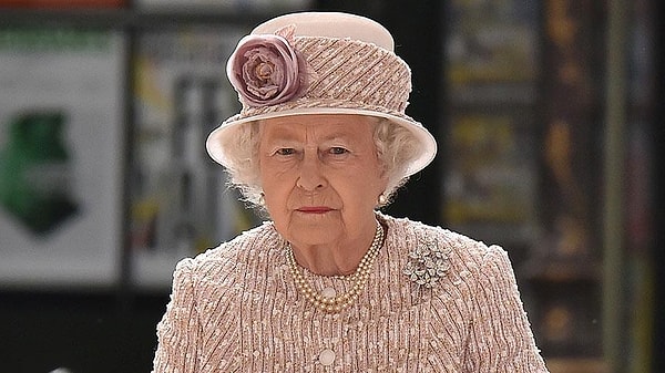 Bildiğiniz üzere Kraliçe II. Elizabeth geçtiğimiz Perşembe günü vefat etti.