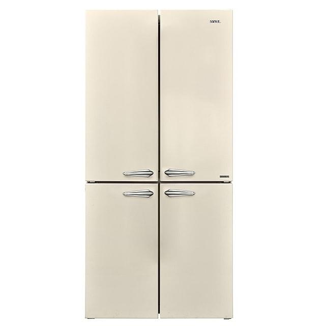 4. Réfrigérateur Vestel type armoire rétro beige.