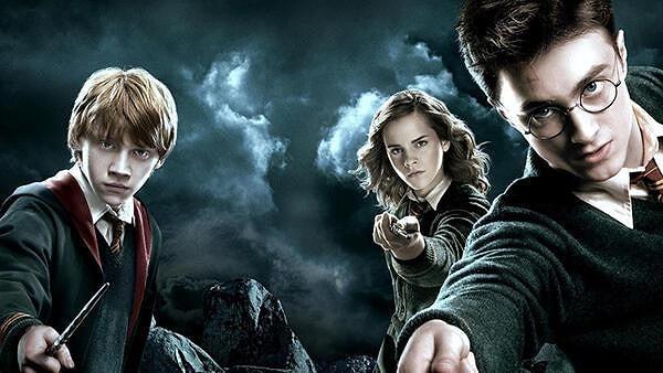 5. Harry Potter ilk kez 20 sene önce yayınlandı.