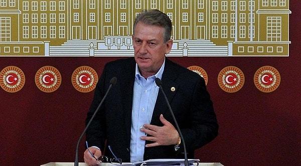 6. Bodrum’da iki aydır hastanede tedavi gören CHP eski Trabzon Milletvekili Haluk Pekşen hayatını kaybetti. Pekşen, zatürre sebebiyle tedavi altındaydı.