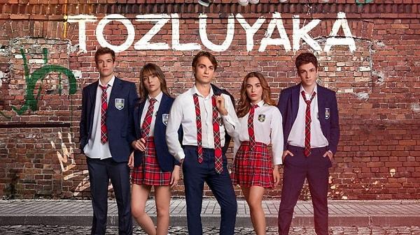 Yaz sezonundan burnu kanamadan çıkan Tozluyaka dizisi, pazar günleri Fox TV ekranlarında yayınlanıyor.