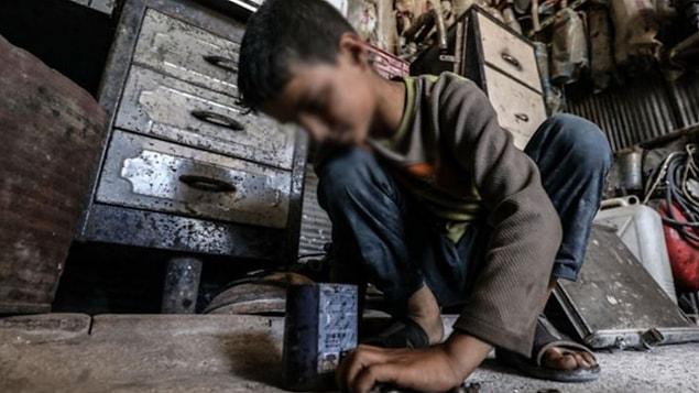 Çocuk İşçi Yaşı 9'a Kadar Düştü