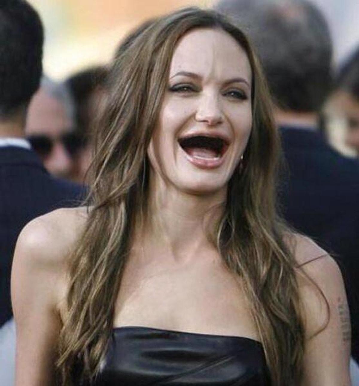 Мем без зубов. Анджелина Джоли некрасивая. Анджелина Джоли страшная. Анджелина Джоли неудачные фото. Анджелина Джоли беззубая.