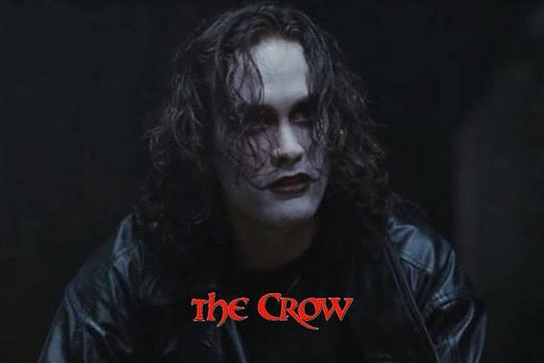 9. The Crow / Ölümsüz Aşk (1994) - IMDb: 7.5