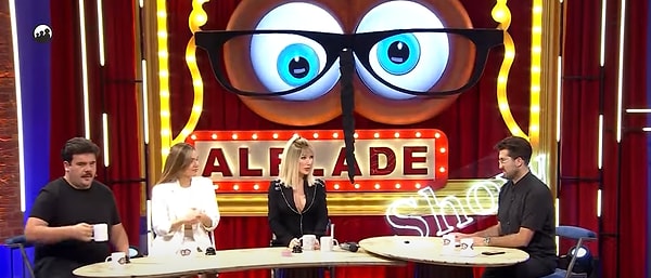 Gülmekten gözünüzden yaş getirecek program Alelade Show Cumartesi 20.00'de Star'da!