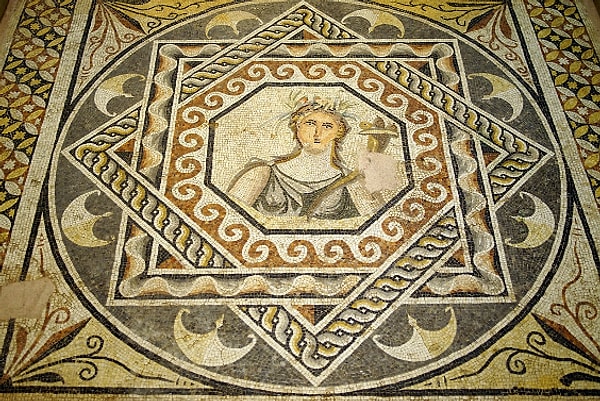 Demeter, Taban Mozaiği, Zeugma Müzesi