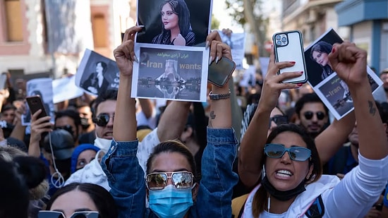 İran’da Mahsa Emini Protestoları: 9 Yabancı Uyruklu Kişi Gözaltına Alındı
