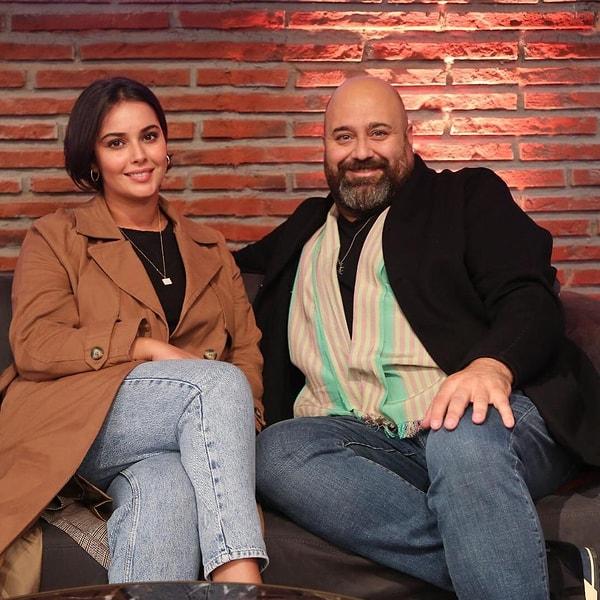 Somer Sivrioğlu'nın MasterChef Türkiye'nin editörü Pınar Kayabaşı ile aşk yaşadığı için 18 yıllık evliliğini noktaladığı idda edilmişti.