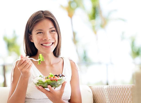 Beslenme ve zihinsel sağlığı ilişkilendiren çalışmalar gösteriyor ki bazı gıdalar beynimizde artan serotonin ile ilişkilidir.