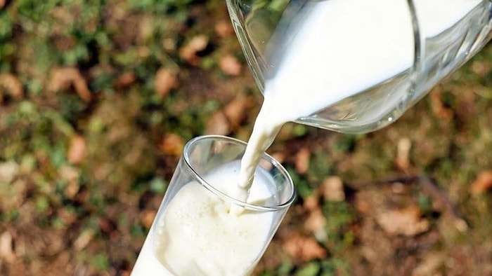 Ziraat Odaları Başkanı da Bunu Soruyor: "Üreticiden Çıkan Süt Nasıl Markette 4 Katına Çıkıyor?"