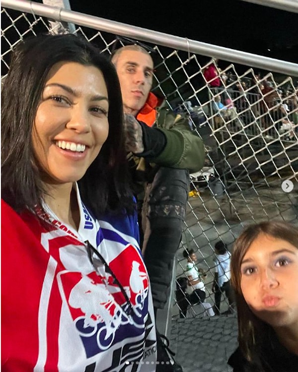 "Я думаю, что мы находимся в том месте, где пытаемся понять, как объединить наши семьи и наших детей", - поделилась Кортни.