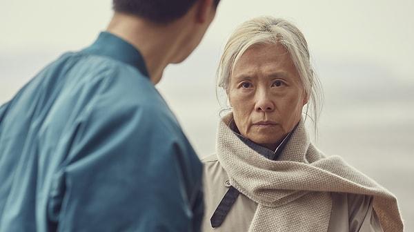 88. An Old Lady (2019)