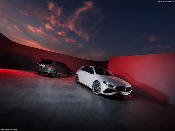 Mercedes-Benz'in yeni A Serisi, AMG Street Style Edition isimli özel bir versiyonu da olacak. Sınırlı sayıda üretilecek olan bu versiyonda özel donanım parçaları kullanılıyor.