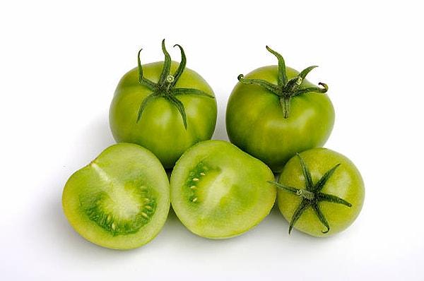 8. Ekşili tatları sevenler buraya: Zeytinyağlı yeşil domates yemeği tarifi
