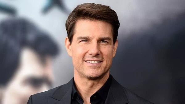 4. Tom Cruise yaşı ilerledikçe saçını kaybedip kel kalmaktan korkuyor.