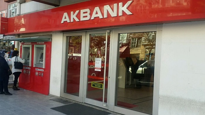 Akbank'tan Hacklendiği İddialarıyla İlgili Açıklama: 'Teknik Bir Aksaklık'