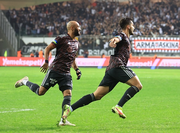 Giresunspor'un 90. dakikada attığı gol ofsayt gerekçesiyle iptal edildi ve maç 1-0 Beşiktaş lehine sona erdi.