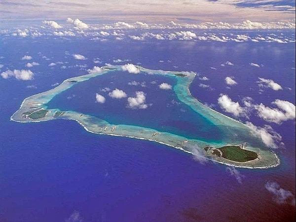 Pasifik Okyanusu’nda bulunan Cook Adaları’nın bir parçası olan Palmerston Adası'na yıl içerisinde sadece iki kez erzak yardımı için gemi geliyor.