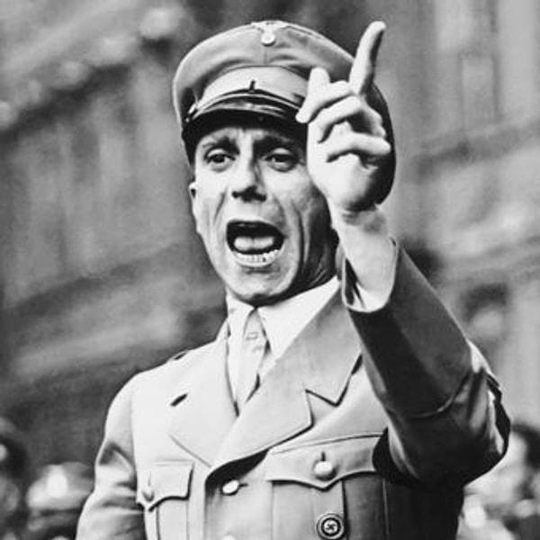 Bu ayrılık ve nişan sürecinin ardından Günther Quandt'ın içten içe kin besleyerek Goebbels ile tek taraflı bir husumet içerisine girdiği düşünebilir.