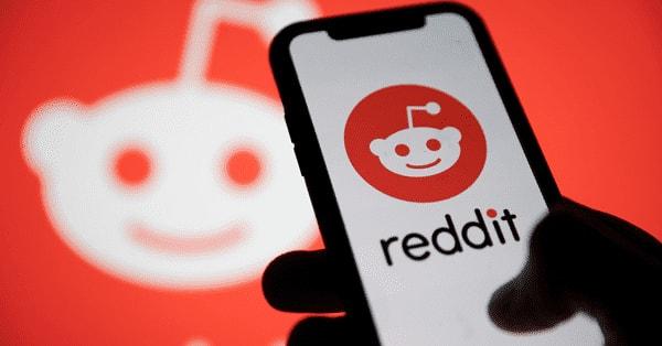 Kullanıcı kitlesinin büyük bir çoğunluğu erkek olan Reddit, ayrıca internet literatürüne ‘Red Pill Öğretisi’ isimli bir kavram kattı, belki duymuşsunuzdur.