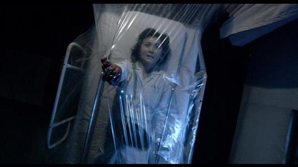 13. Infection (2004)