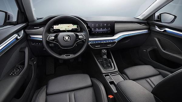 Skoda Octavia iç mekanda da oldukça zengin bir donanıma sahip. Volkswagen otomobillere benzeyen kokpit tasarımında birçok farklı renk ve donanım opsiyonu da mevcut.
