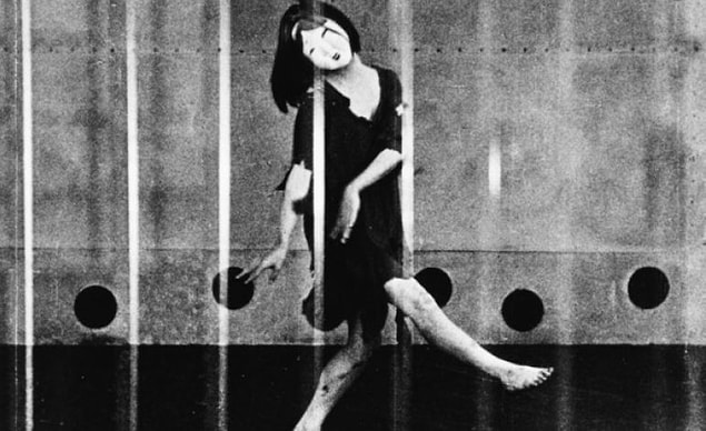 24. A Page of Madness (1926)