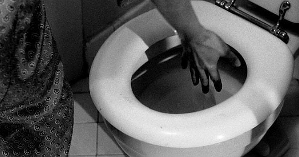 21. Sifonlu Tuvaletin Gösterildiği İlk Film: Psycho (1960)