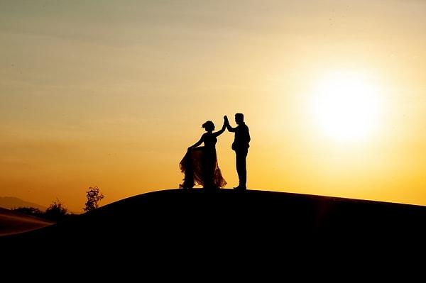 TikTok'ta viral olan videoya göre evleneceğiniz kişinin şu an hangi şehirde olduğunu öğrenmek mümkün.