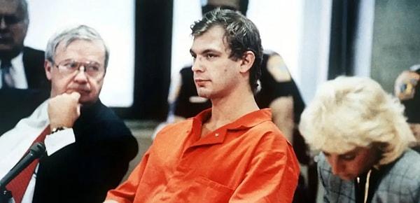 Polis, Ronald'ın anlattıklarına rağmen Dahmer'ı tutuklamamış.