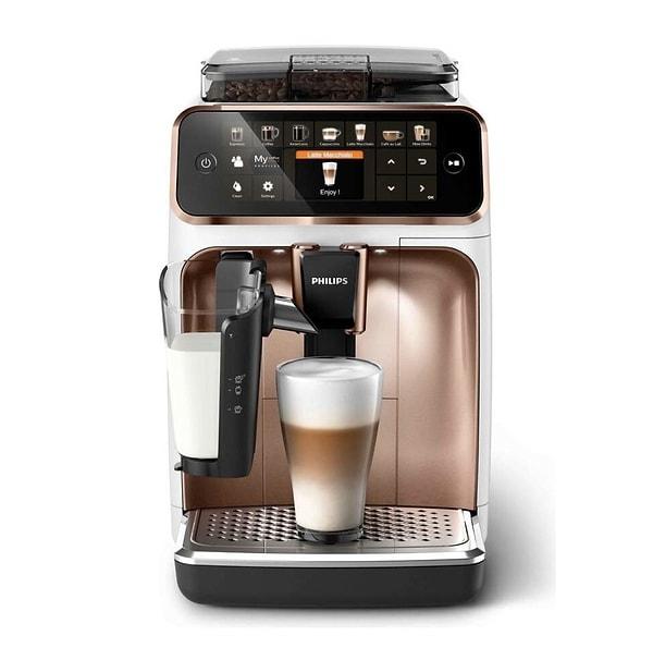 Philips 5443/70 kahve makinesi tüm ihtiyaçları kolay kullanımıyla karşılıyor.