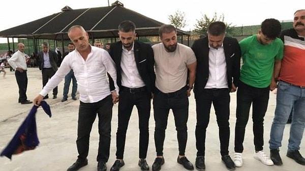 İlçede yapılan düğünlere özellikle davet edilen Ayas'ın videoları, sosyal medyada büyük ilgi çekiyor haliyle.