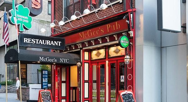 5. Maclaren's Pub'ı hala ziyaret etme şansınız var. Tabii ki gerçek ismi olan McGee's Pub olarak.