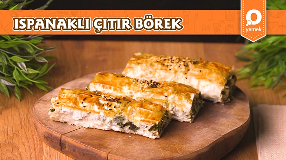 Baklava Yufkasından Ispanaklı Çıtır Börek Nasıl Yapılır?