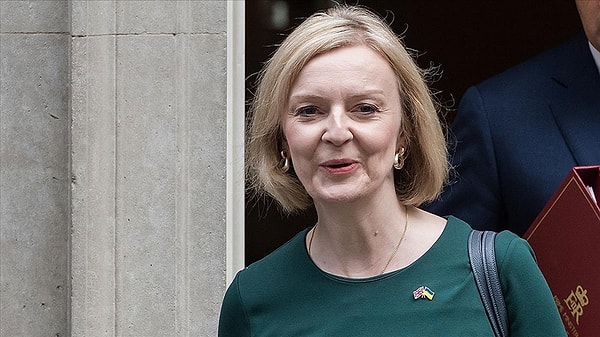 İngiltere Başbakanı Liz Truss, Boris Johnson'dan görevi devraldıktan sadece 44 gün sonra başbakanlıktan istifa etti.