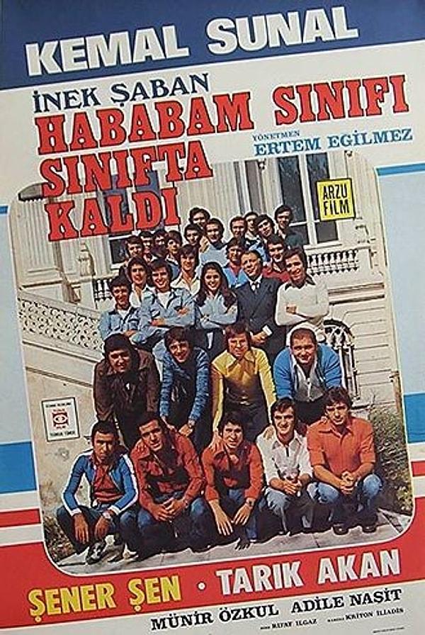İkinci film "Hababam Sınıfı Sınıfta Kaldı" ise serinin en çok hasılat yapan filmidir.