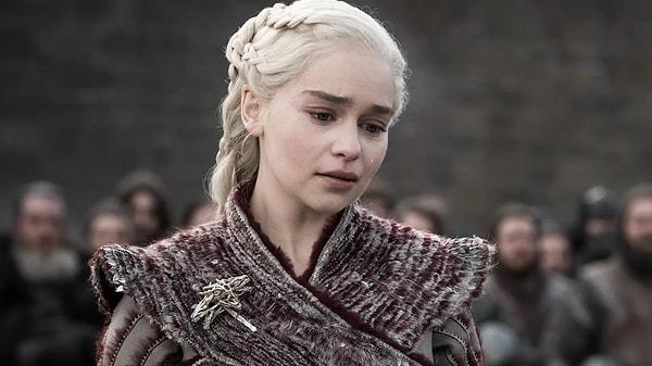 Valyria dilinde 'prens' kelimesi cinsiyetten bağımsız kullanıldığı için Daenerys Targaryen de prens olabilirdi.