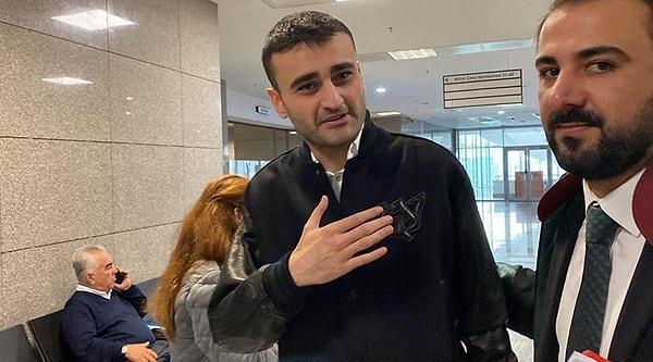 İstanbul Asliye Ceza Mahkemesi’nde görülen duruşmaya CZN Burak annesi Didem Bozbura ve avukatlarıyla katılmıştı.