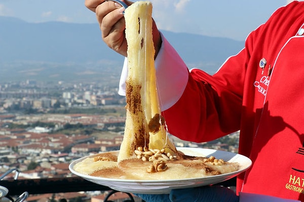 25. Peynirli İrmik Helvası