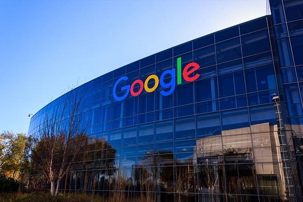 Hindistan Rekabet Düzenleyici Kurumu tarafından yapılan inceleme, geçtiğimiz günlerde karara bağlandı ve Google'a andorid uygulamalarda rekabete aykırı davranışlarda bulunduğu gerekçesiyle 162 milyon para cezası verildi.