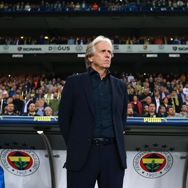 Fenerbahçe, Jorge Jesus yönetiminde ligde üst üste Kadıköy'de oynadığı 5 maçı da kazandı.