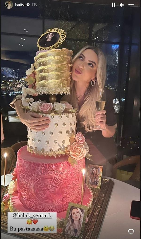 Sosyal medyanın gündemine oturan bu görkemli pastanın fiyatının ise 15 bin TL olduğu iddia edildi.