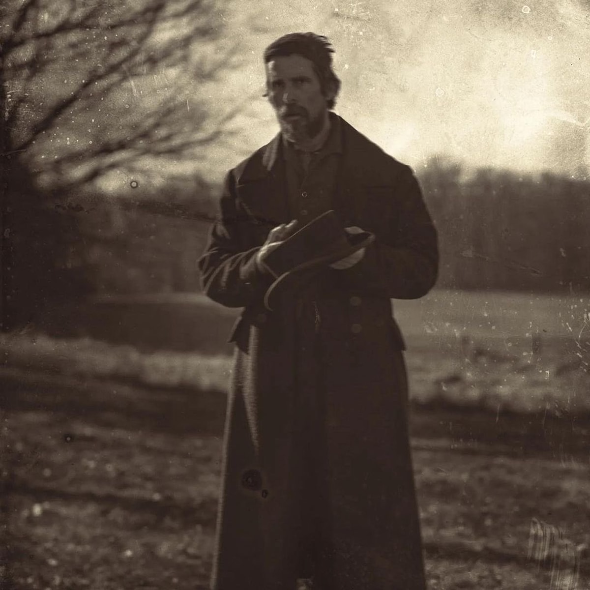 Christian Bale Başrolde Edgar Allan Poe Döneminde Geçen The Pale Blue